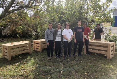 Actualité - Composteurs en bois pour l'école Jean-Moulin